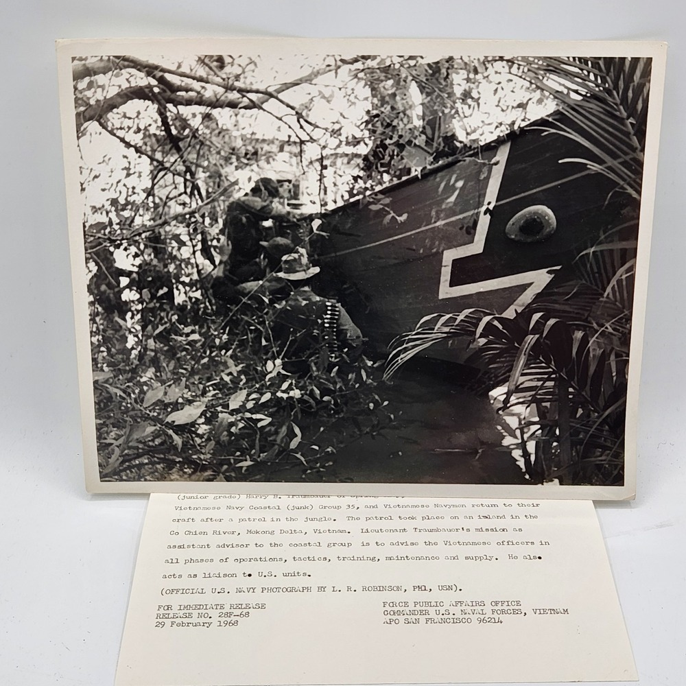 Vietnam 1968‎ Riverine Navy Junk Boat Jungle Patrol Advisors Original Photo 8x10